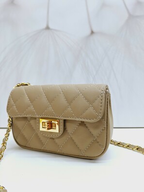 Piękna torebka listonoszka inspirowana Chanelka Massimo Contti beżowa mini